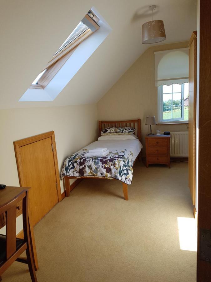 Kilcreeny Lodge Лисберн Экстерьер фото